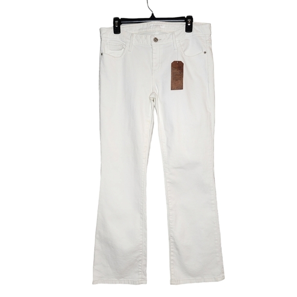 NWT Guess Kate Boot white jeans.  Size 31. - Picture 1 of 16